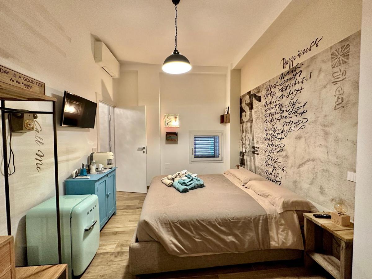 Bed Art Relaxing Suite - Appartamento Con Sauna Happiness Suite Gallery سان بنيديتّو ديل ترونتو المظهر الخارجي الصورة
